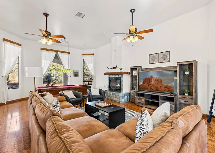 Bliss Estates -sleeps 16- Hot Tub Villa Sedona