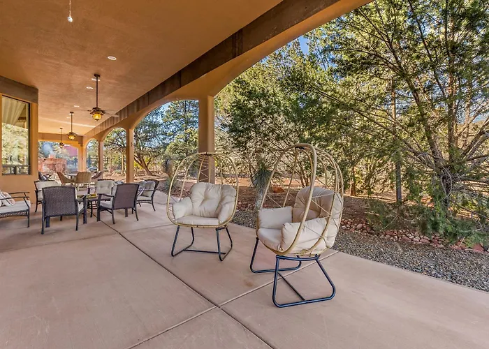 Bliss Estates -sleeps 16- Hot Tub Villa *